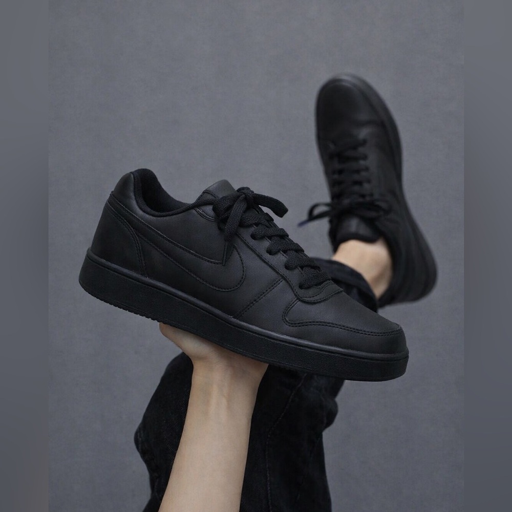 Nike Men's Ebernon Low Top Black Sneaker Size 9.5 Casual Classic AQ1775-003